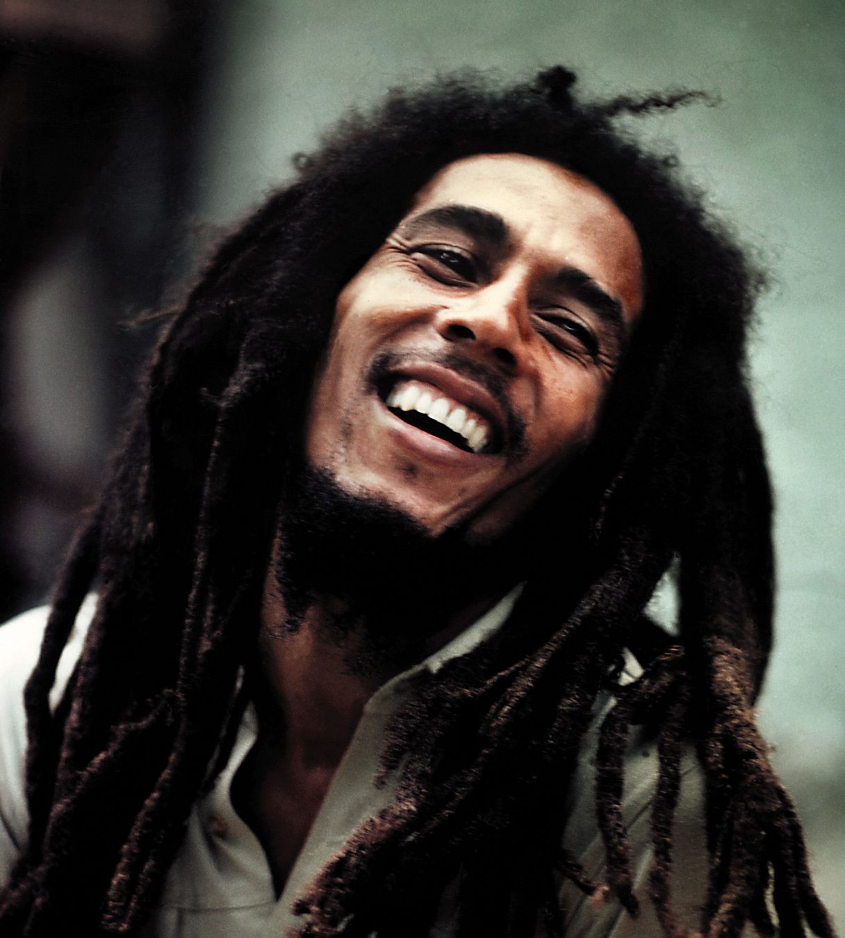 Who the cap fit - Bob Marley (LYRICS/LETRA) (Reggae) 