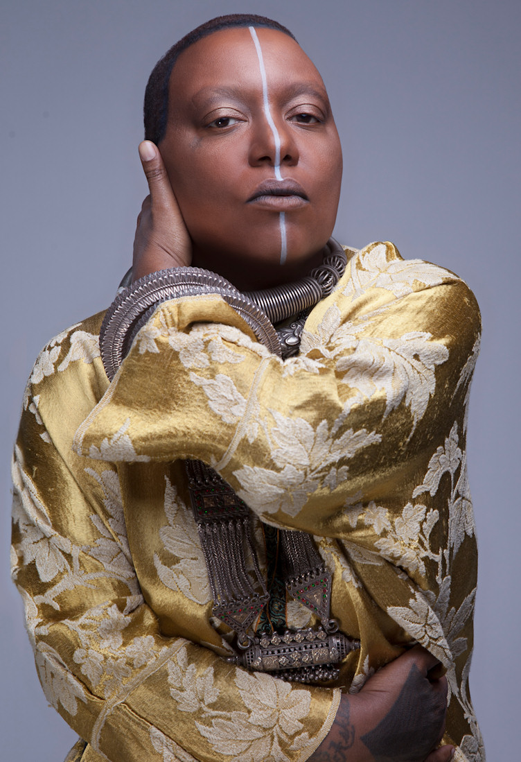 Me'Shell Ndegeocello Lyrics, Photos, Pictures, Paroles